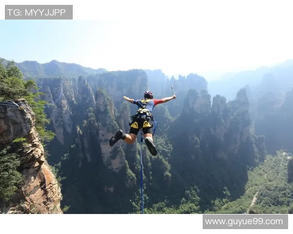 重庆极限运动队默契配合探秘与挑战极限的精彩瞬间